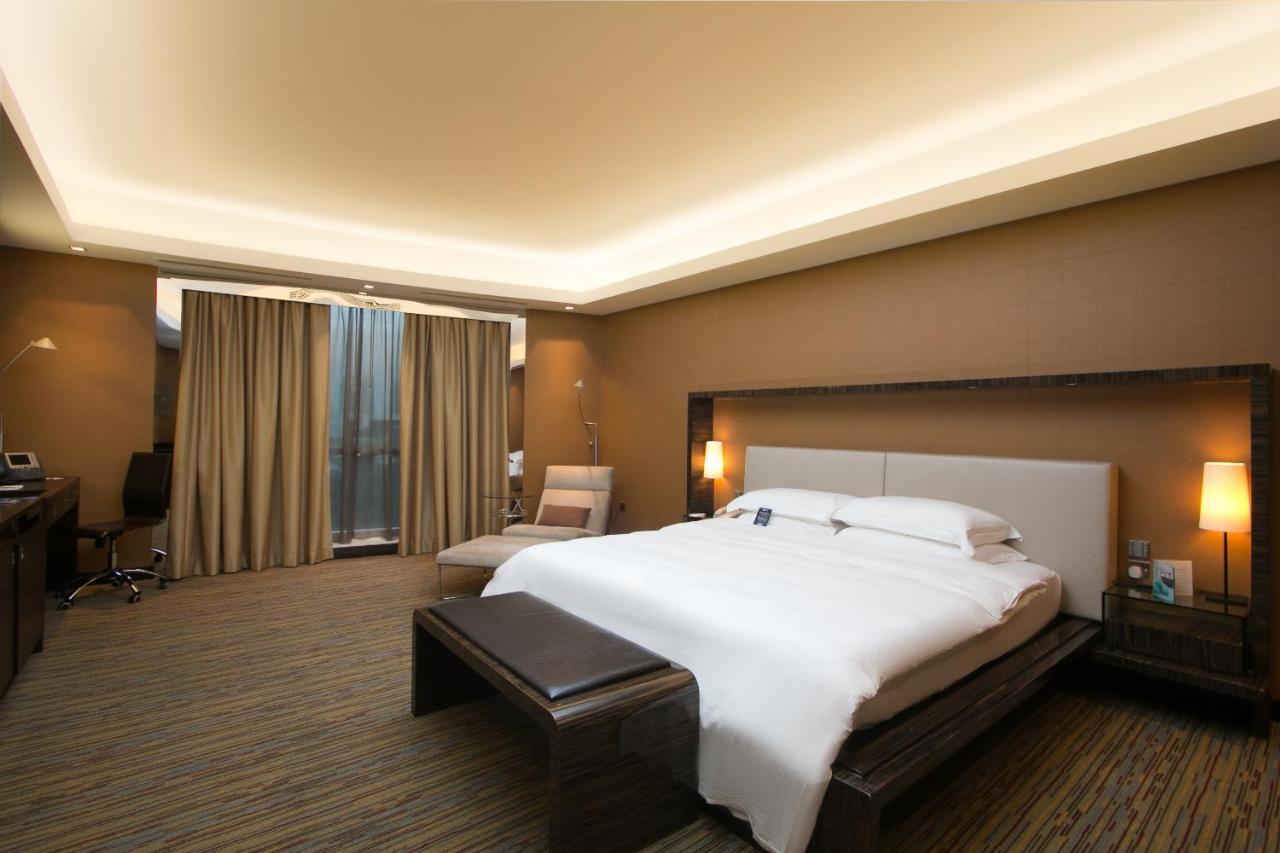 Radisson Blu Hotel, Dubai Media City Luaran gambar